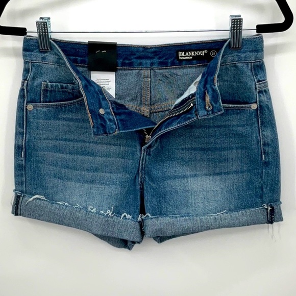 NWT BlankNYC The Barrow Vintage High Rise Jean Shorts Size 25 - Picture 2 of 6
